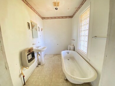 214 Thompson St, McComb, MS 39648 - photo 6