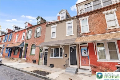 427 N Lumber St, Allentown, PA 18102 - photo 4