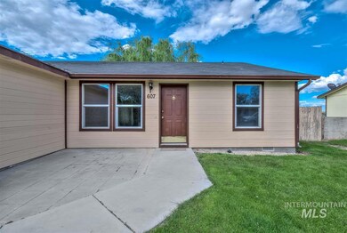 607 E Selway Dr, Homedale, ID 83628 - photo 2