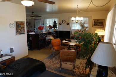 Living room dining room