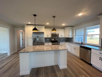 920 Milward Dr, Harrodsburg, KY 40330 - photo 4