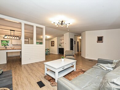 1383 C E Stewart Rd, Clover, SC 29710 - photo 3