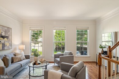 4176 Timber Log Way, Fairfax, VA 22030 - photo 5