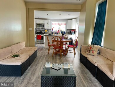 512 Cooper St, Beverly, NJ 08010 - photo 3