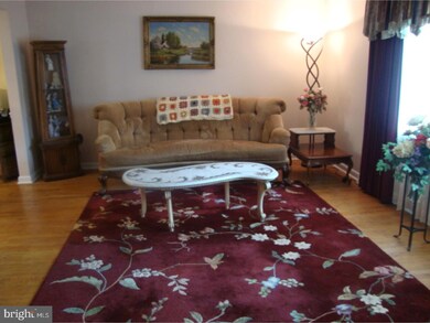 4962 Madison Dr, Brookhaven, PA 19015 - photo 4