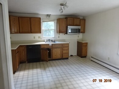24 Valleyview Ct unit 24, Fitchburg, MA 01420 - photo 6