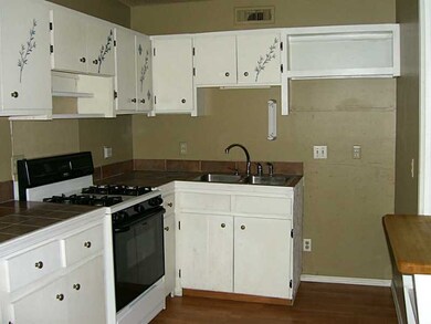 217 S Willow Ave, Fayetteville, AR 72701 - photo 6