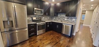 4139 W Fletcher St unit 2, Chicago, IL 60641 - photo 2