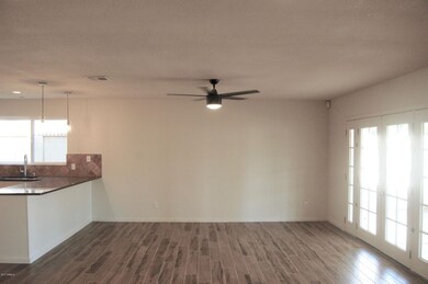 DINGING ROOM