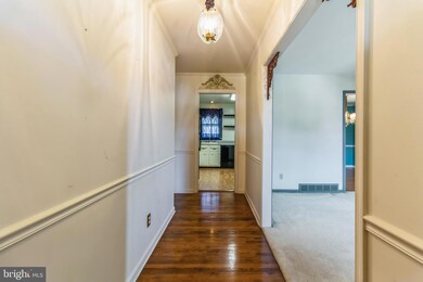 2213 Saint James Dr, Wilmington, DE 19808 - photo 2