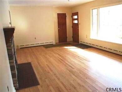 11 Bartlett Ln, Delmar, NY 12054 - photo 5