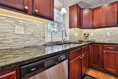 6 Meadow Ln, Amherst, NH 03031 - photo 5