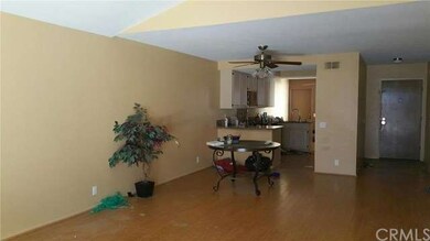 Dining area with a view to the kitchen