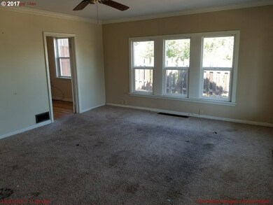 610 E 12th St, the Dalles, OR 97058 - photo 6