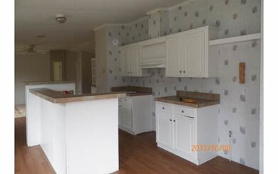 100 Colin Ct, Lake City, FL 32055 - photo 3