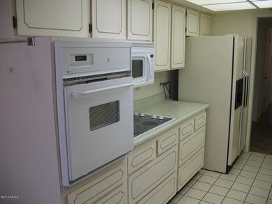 17818 N Del Webb Blvd, Sun City, AZ 85373 - photo 7