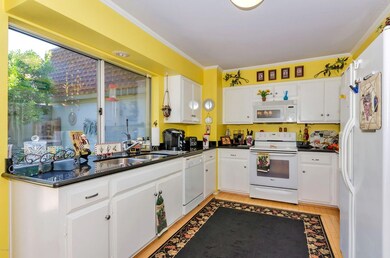 Bright Kitchen