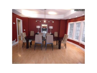 9672 Amberwood Ct, Broadview Heights, OH 44147 - photo 4