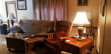 e evans livingroom 3
