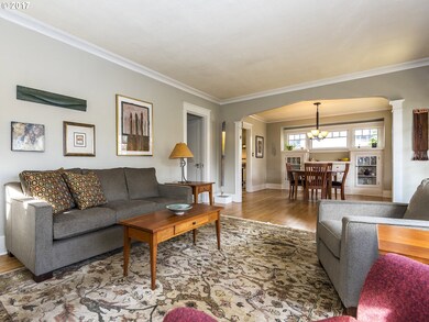 Living Room/Dining Room