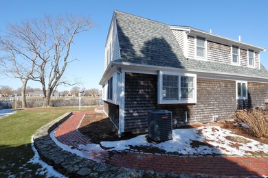 107 Falmouth Heights Rd, Falmouth, MA 02540 - photo 4