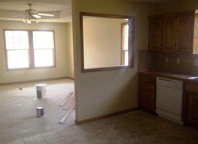 427 Rachael Cir, Raymore, MO 64083 - photo 7