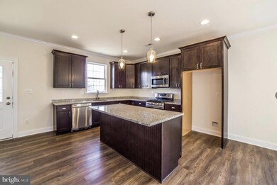 201 W 7th St, Lansdale, PA 19446 - photo 5