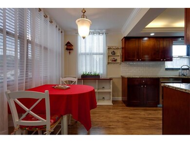 In Kitchen Breakfast Area