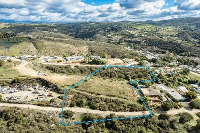 31269 Palimo Dr, Escondido, CA 92026 - photo 3