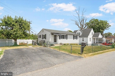 7902 35th St, Rosedale, MD 21237 - photo 2