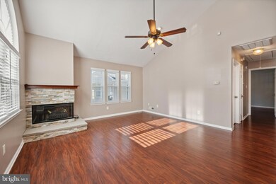 1208 Megans Ln unit E2, Burlington, NJ 08016 - photo 5