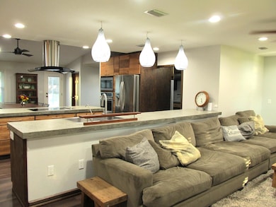 1856 Tillman Cir, Pensacola, FL 32526 - photo 5