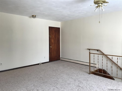 25 Clinton St, Rensselaer, NY 12144 - photo 6