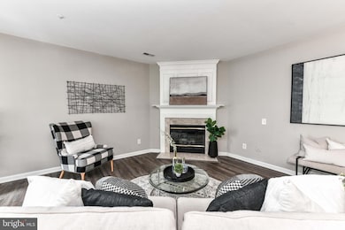 45495 Caboose Terrace unit 303, Sterling, VA 20166 - photo 6