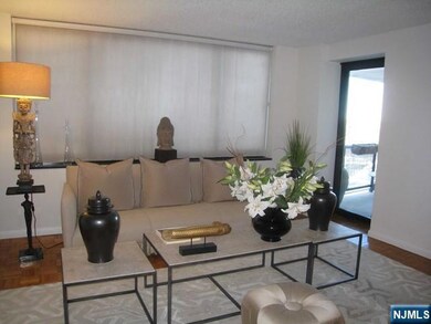 Atrium Palace Condominiums unit 3D, Fort Lee, NJ 07024 - photo 6