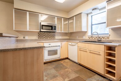 3010 3rd Ave NE, Ardmore, OK 73401 - photo 5