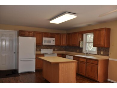 266 Poverty Ln unit 3A, Lebanon, NH 03766 - photo 2