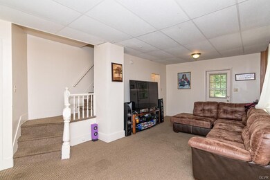 302 N 5th St, Stroudsburg, PA 18360 - photo 3