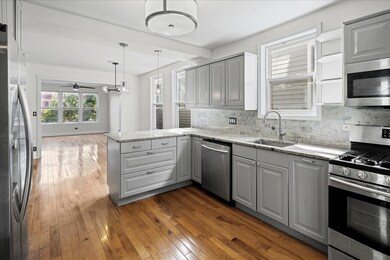 2032 N Whipple St unit 2, Chicago, IL 60647 - photo 2