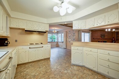 266 Stoney Creek Dr, Houston, TX 77024 - photo 7