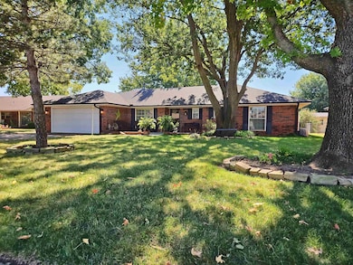 2120 2120 Flamingo Ln, Duncan, OK 73533 - photo 3