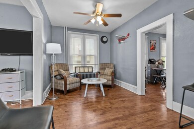 312 W Melvin Ave, Oshkosh, WI 54901 - photo 7