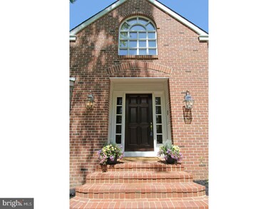 129 Ladderback Ln, Devon, PA 19333 - photo 2