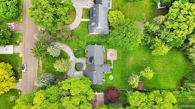 2408 Otter St, Warren, MI 48092 - photo 5