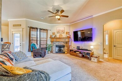 2121 SE 9th St, Moore, OK 73160 - photo 7