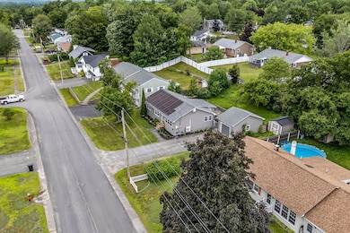8-web-or-mls-102-new-hampshire-st