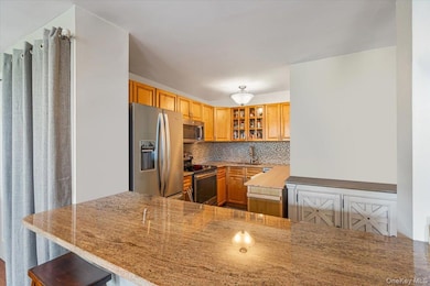 LeHavre on the Water unit 9A, Whitestone, NY 11357 - photo 5