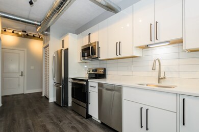 7645 N Sheridan Rd unit 216, Chicago, IL 60626 - photo 5