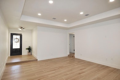 2915 Spring Oaks Ct, Bedford, TX 76021 - photo 2