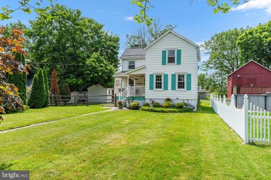 212 N Hellertown Ave, Quakertown, PA 18951 - photo 2